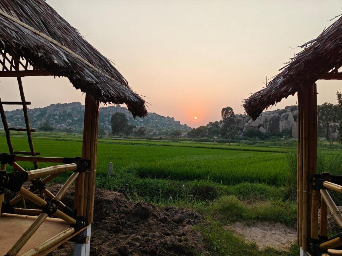 Hotel The Sundown Hampi Extérieur photo