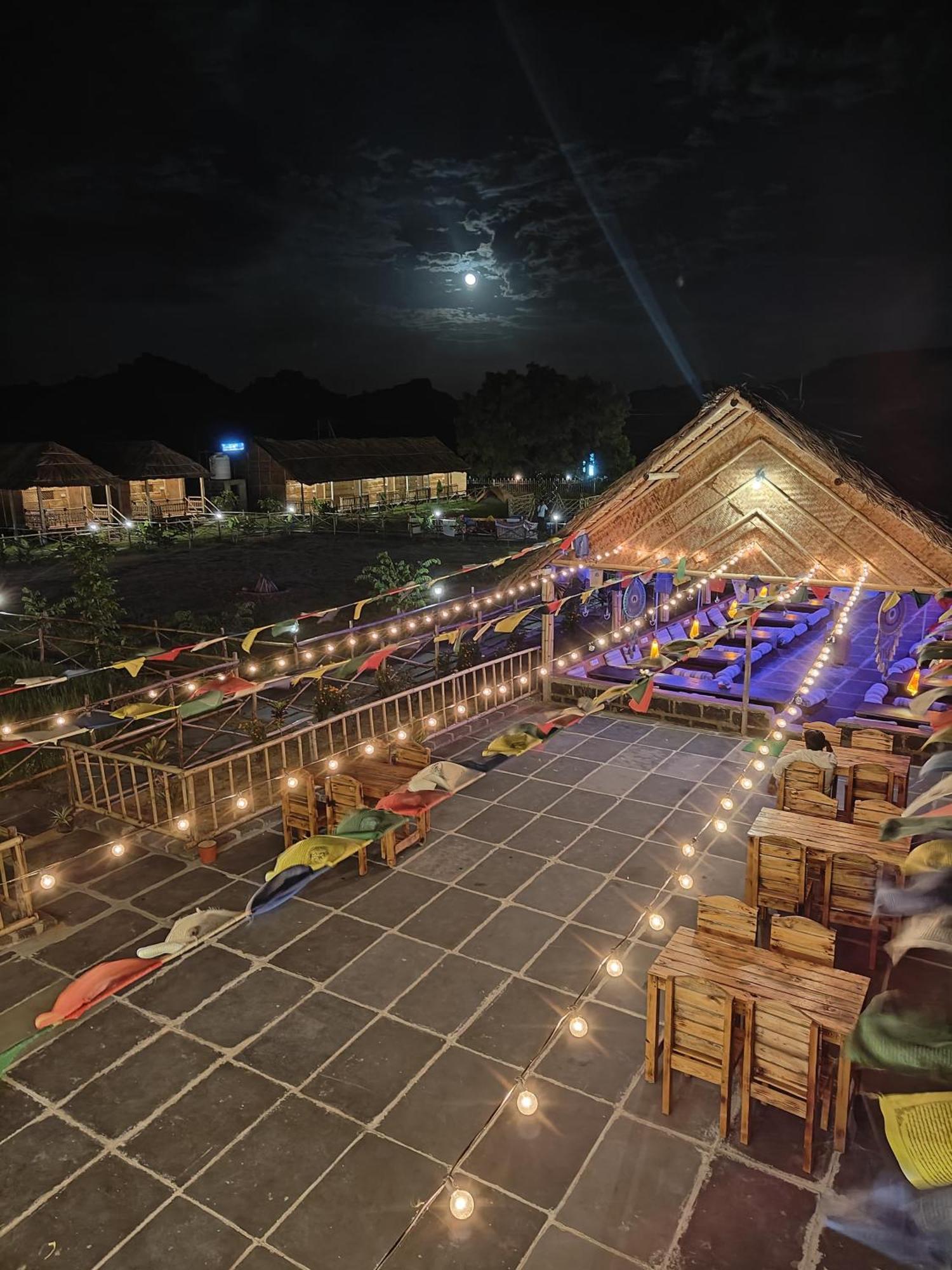 Hotel The Sundown Hampi Extérieur photo