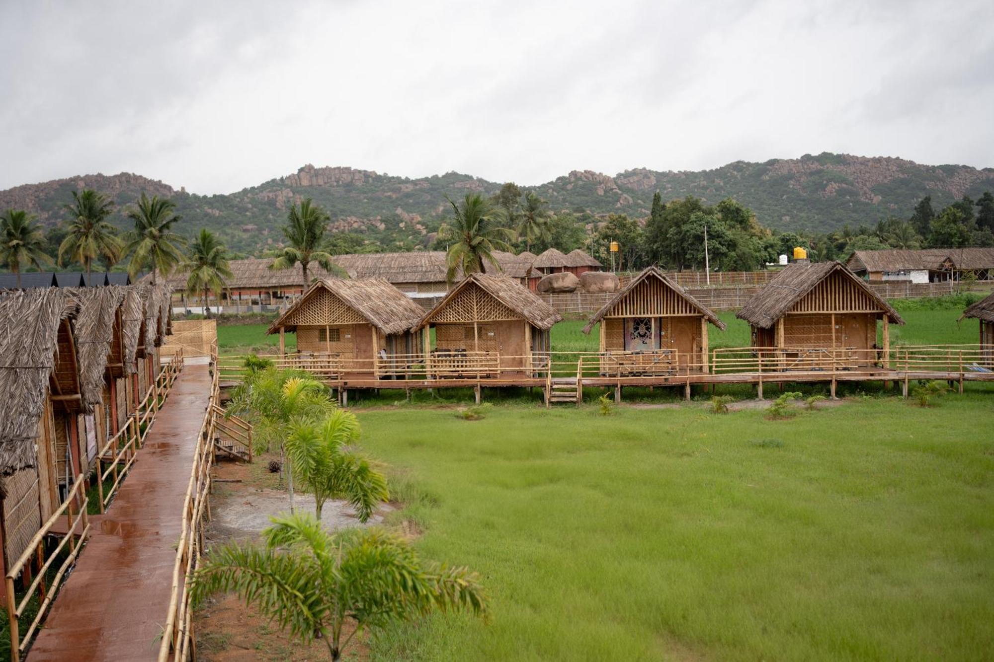 Hotel The Sundown Hampi Extérieur photo